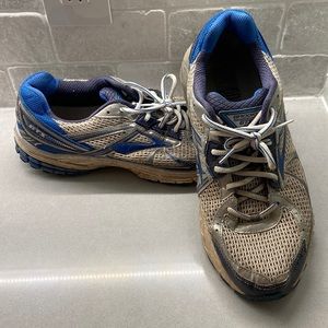 Brooks GTS 13 adrenaline